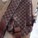 Sac de poitrine homme avec port USB – Imperméable et anti-vol